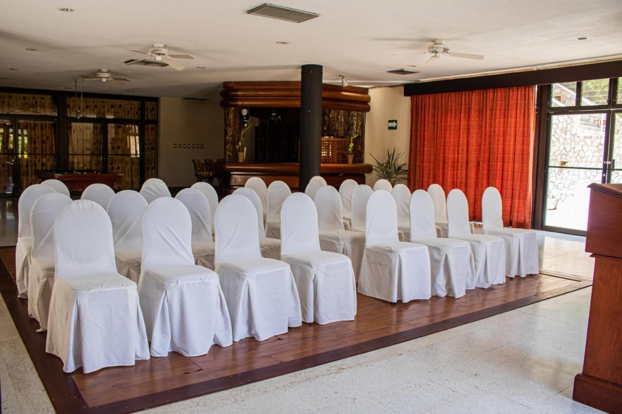 Camino Real Tikal‎ Hotel เอล เรมาเต ภายนอก รูปภาพ