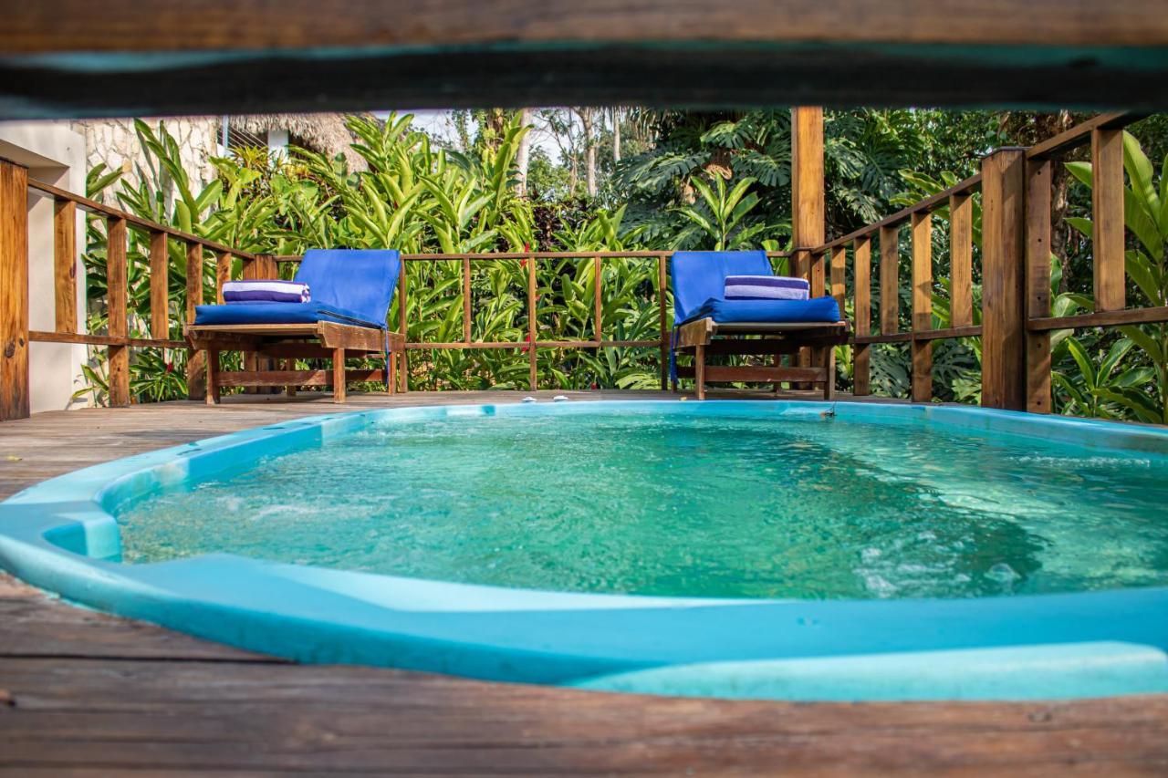 Camino Real Tikal‎ Hotel เอล เรมาเต ภายนอก รูปภาพ
