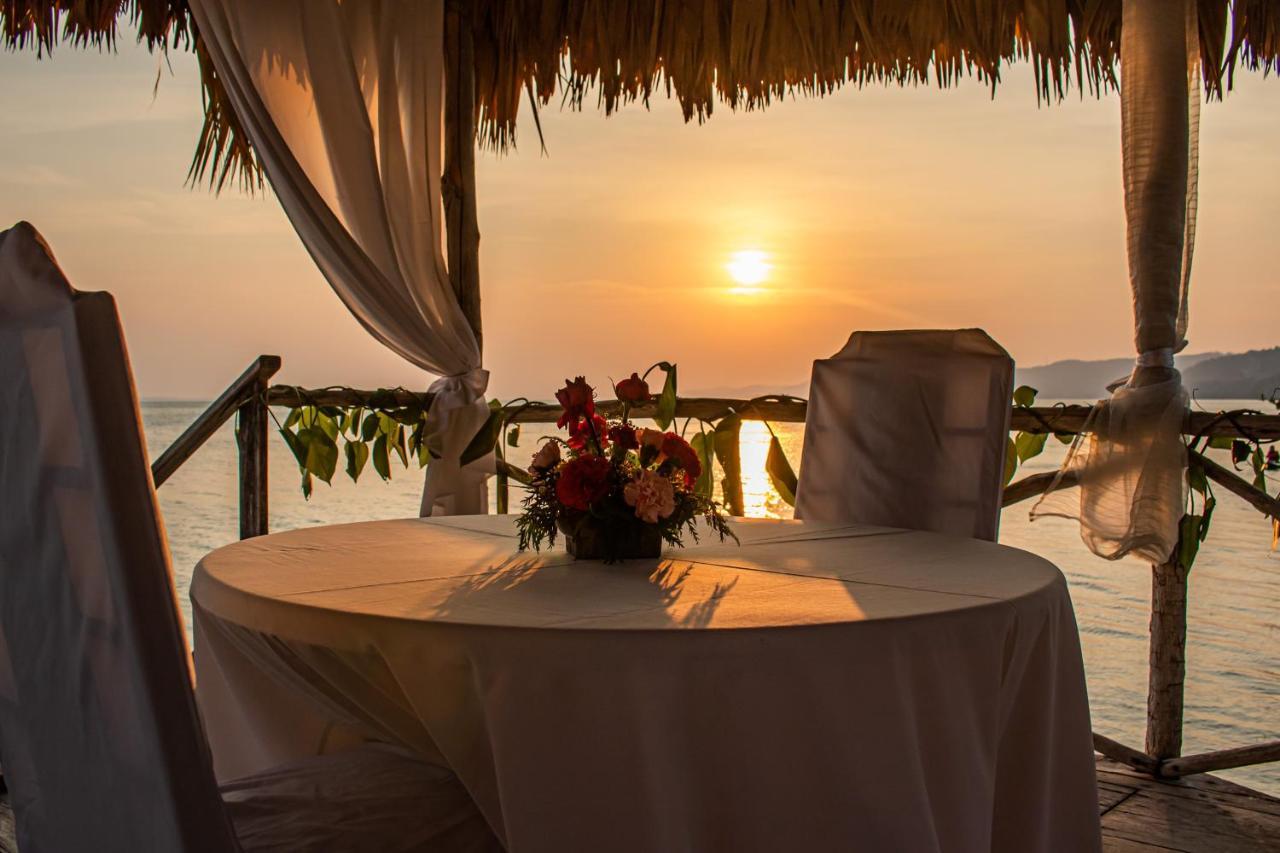 Camino Real Tikal‎ Hotel เอล เรมาเต ภายนอก รูปภาพ