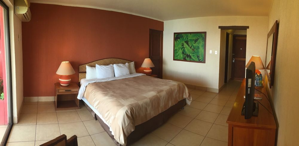 Camino Real Tikal‎ Hotel เอล เรมาเต ภายนอก รูปภาพ